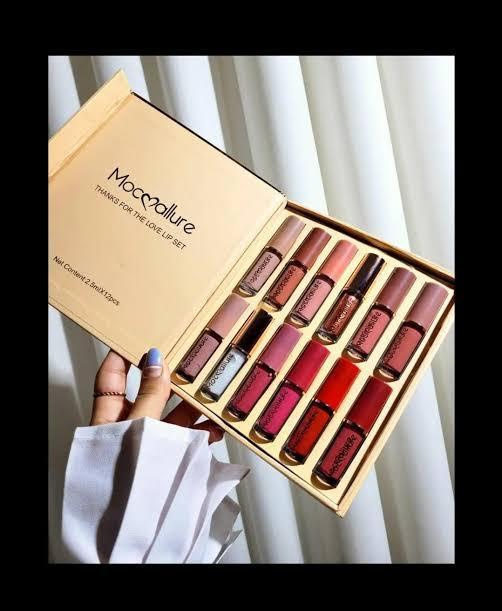 Velvet Glossy Lip Gloss Set for Brides & Parties