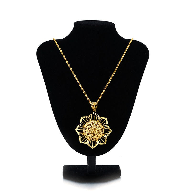 Women Gold Sunflower Pendant Retro Ethnic Jewelry